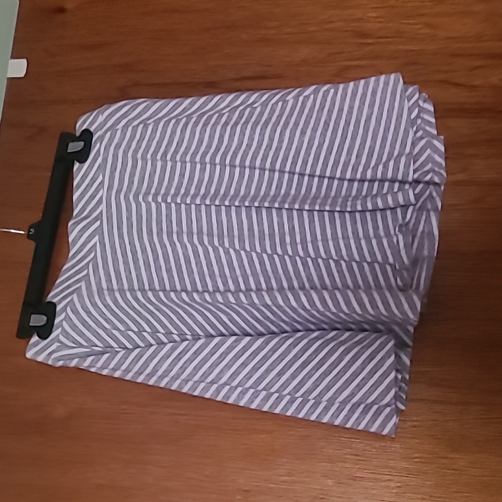 grey and white SO skater skirt